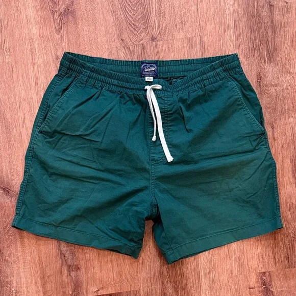 J. Crew Dark Green Men's Dock Shorts - Picture 1 of 2